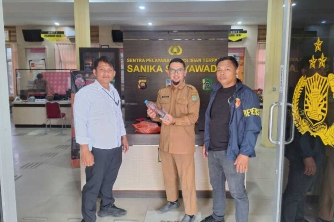 Limbah Darah Misterius Teror Sungai Singkawang, Dinas Lingkungan Hidup Resmi Lapor Polisi