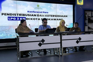 Pertamina Ungkap Penyebab Gas Langka di Singkawang: Cuaca Buruk Hambat Bongkar Muat Kapal
