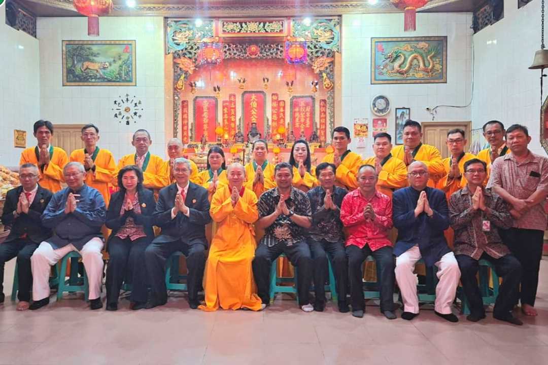 Dilantik di Vihara Budi Mulya, Pandita Dharmadutta Kalbar Diharapkan Jadi Teladan Toleransi