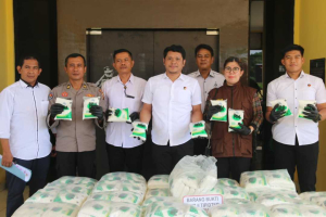 Sikat Gula Ilegal, Polres Singkawang Ungkap 6 Kasus Kriminal Selama April