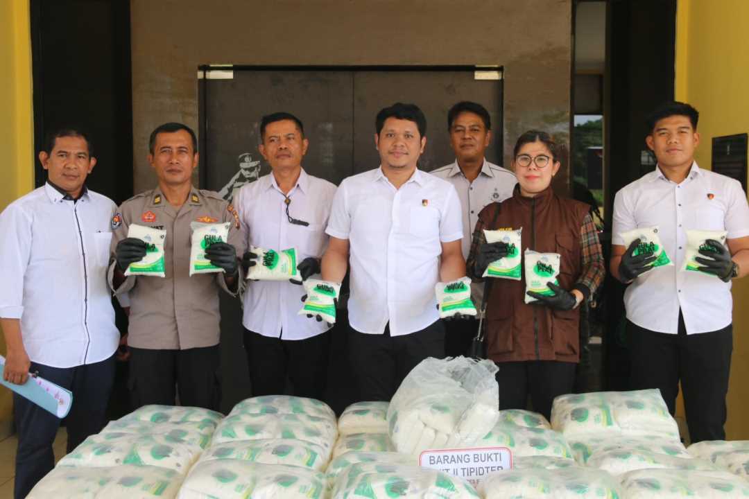 Sikat Gula Ilegal, Polres Singkawang Ungkap 6 Kasus Kriminal Selama April