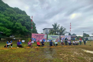 Gebrak Bengkayang Asri di Jagoi Babang: Tanam Pohon dan Senam Sehat di Sekolah Perbatasan