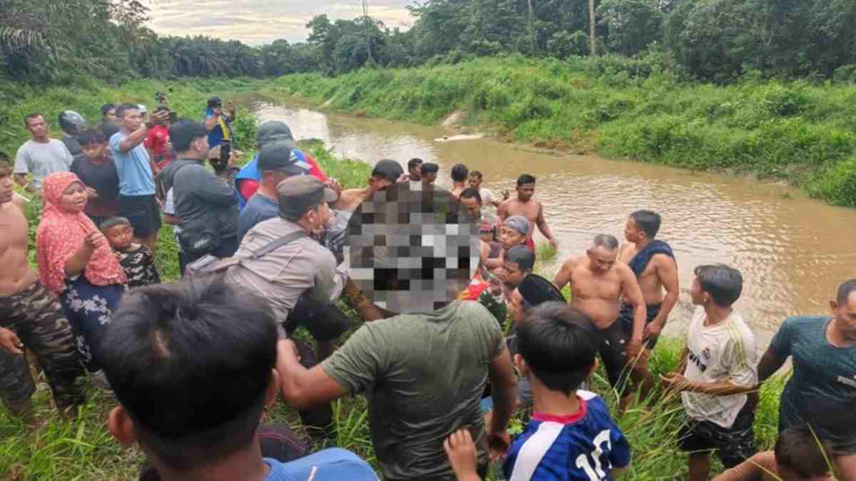 Warga Singkawang Ditemukan Meninggal di Parit Jumbo, Motor Korban Ditemukan di Aliran Air