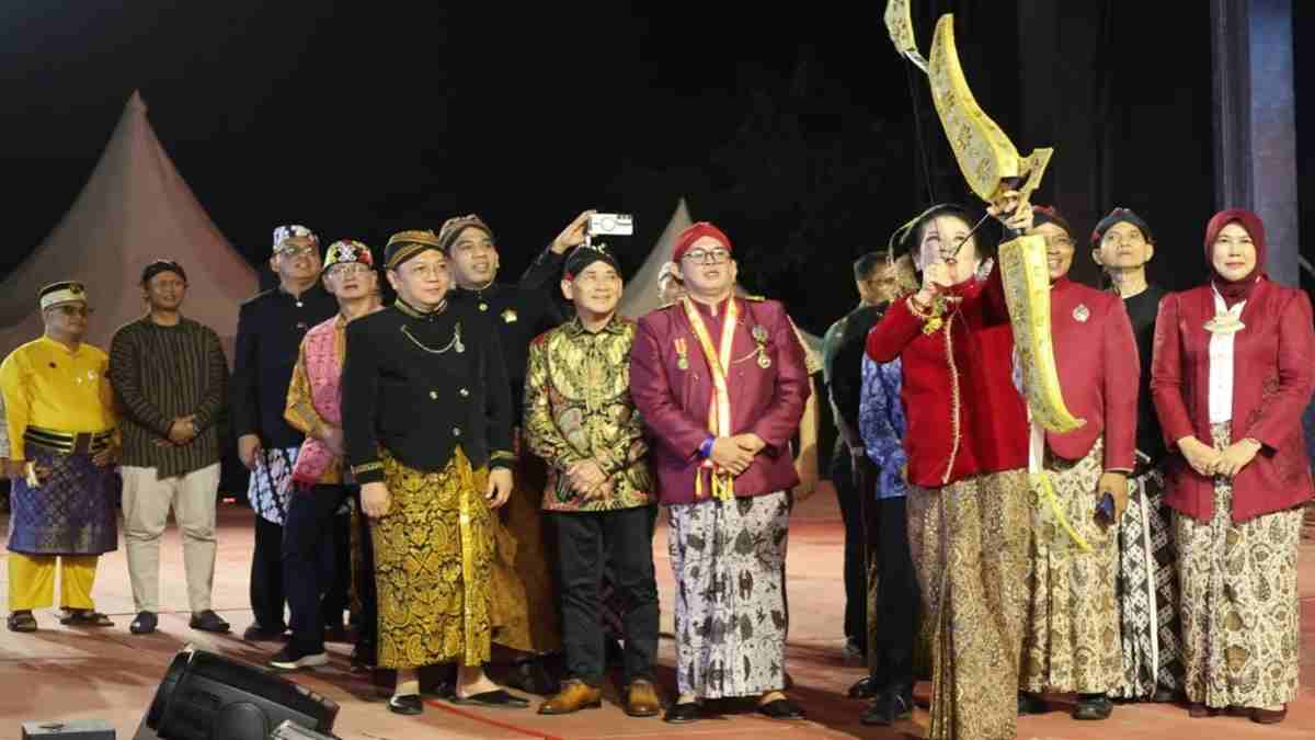 Grebeg Suro Singkawang 2026 Resmi Dibuka, Wali Kota Ajak Lestarikan Budaya dan Perkuat Kebersamaan