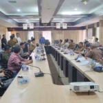 Bupati Bengkayang Tegaskan Hak Warga Tak Boleh Dirampas dalam Konflik Lahan Koperasi Karimunting