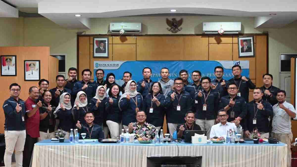 Dirut Bank Kalbar Rokidi Matangkan Strategi Kantor Cabang Hadapi Ketidakpastian Ekonomi 2026