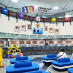 Semarakkan HUT ke-255 Kota Pontianak, Bank Kalbar KCU Pontianak Manjakan Nasabah dengan Kuliner Tradisional dan Ornamen Khas